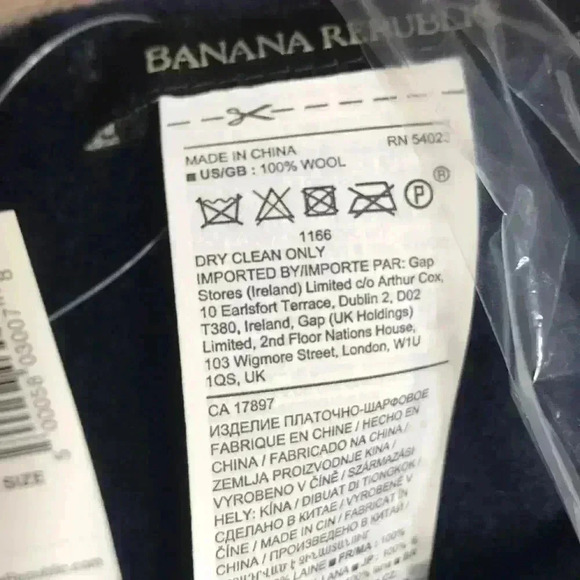 100% wool Banana Republic navy dress scarf - Picture 2 of 5